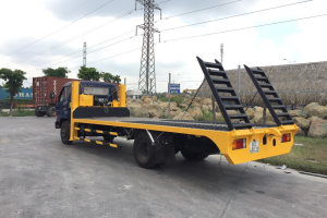 XE CHỞ MÁY CHUYÊN DÙNG